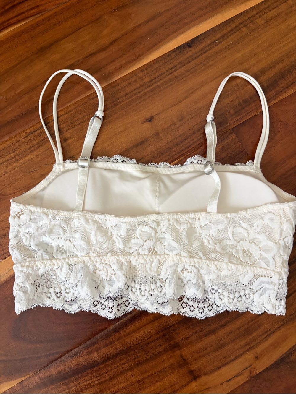 Abercrombie and Fitch Lace Bralette size XS NEW! - Picture 3 of 5